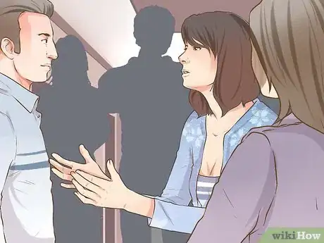 Image intitulée Talk to a Girl in a Group Step 8