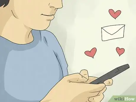 Image intitulée Convince Your Girlfriend to Send Pictures Step 2