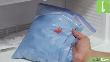 Image intitulée Get Chewing Gum off Clothes Step 3