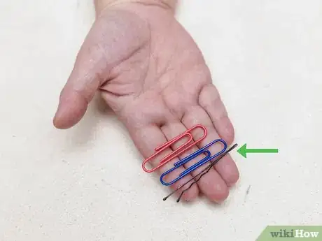 Image intitulée Pick Locks on Doorknobs Step 20