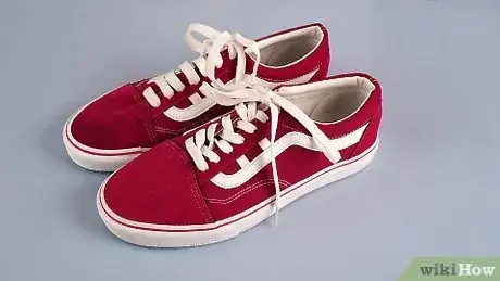 Image intitulée Fix Squeaky Shoes Step 1
