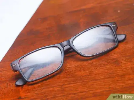 Image intitulée Wear Your Glasses Step 5