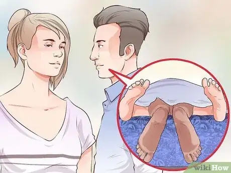 Image intitulée Make a Move on a Girl Step 13