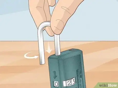 Image intitulée Reset a Master Lock Step 16