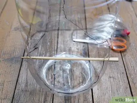 Image intitulée Build a Milk Jug Bird Feeder Step 5