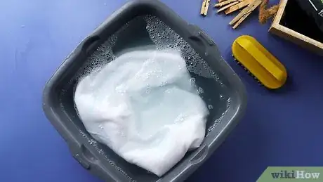 Image intitulée Wash Clothes without a Washing Machine Step 7