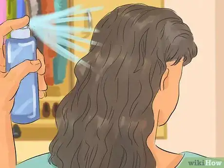 Image intitulée Straighten Thick, Curly Hair Without Damaging It Step 9