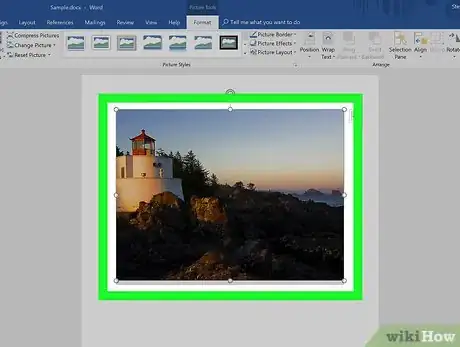 Image intitulée Crop a Picture in Word Step 2
