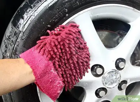 Image intitulée Remove Brake Dust from Aluminum Wheels Step 8