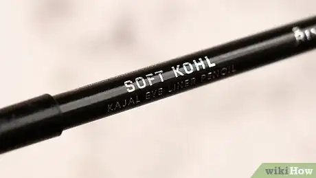 Image intitulée Apply Eyeliner to the Waterline Step 8