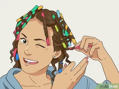 Image intitulée Curl Your Hair with Straws Step 11