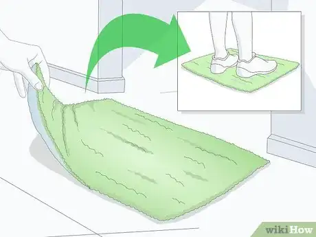 Image intitulée Clean Vinyl Flooring Step 1