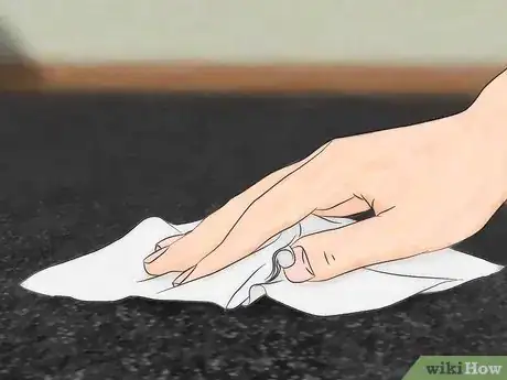 Image intitulée Clean Bird Droppings Step 4