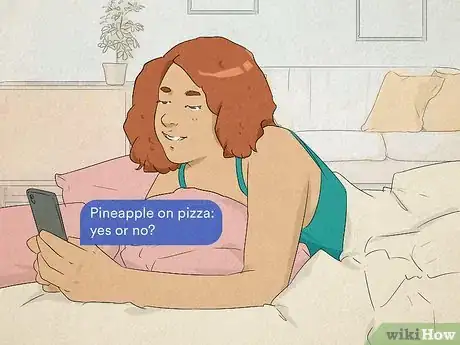 Image intitulée Innocently Flirt with a Guy over Text Step 4