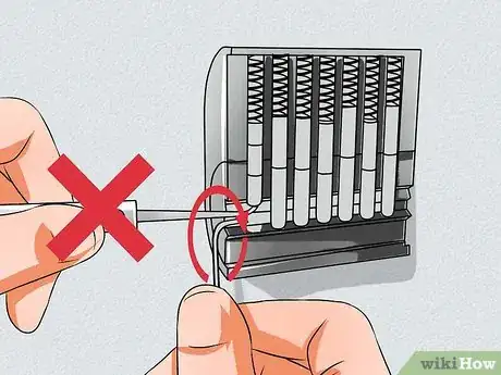 Image intitulée Open a Lock Step 31