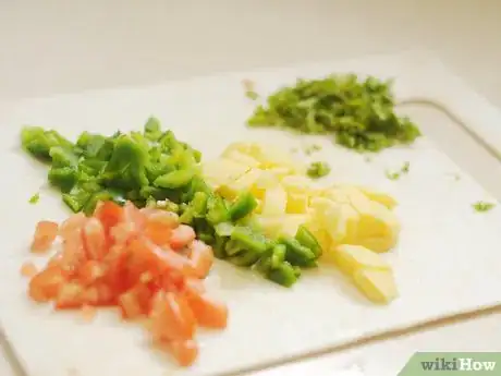 Image intitulée Make a Fluffy 3 Egg Omelette Step 5