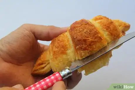 Image intitulée Heat Croissants Step 1
