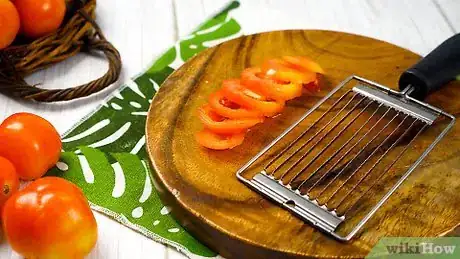 Image intitulée Slice a Tomato Step 16