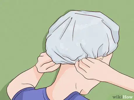 Image intitulée Lighten Your Hair Dye With Vitamin C Step 6