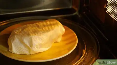 Image intitulée Make Stale Bread Soft Again Step 12