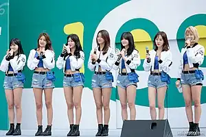 AOA in 2016.From left to right: Chanmi, Hyejeong, Yuna, Seolhyun, Jimin, Mina, Choa