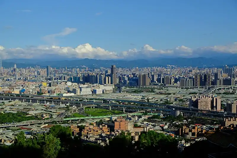 Xinzhuang Sub-city Center with Sanchong and Wugu