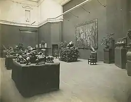 Installation view of the Memorial Exhibition of the Works in Sculpture by the Late Edward Kemeys, Corcoran Gallery of Art, December 15-26, 1907, gelatin silver print, Department of Image Collections, National Gallery of Art Library, Washington, DC