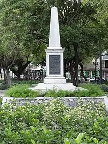 Obelisk to El Polvorin firefighters in Plaza Degetau, in 2010