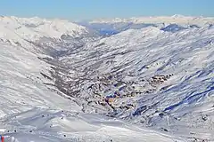 Overview of Les Menuires in the Belleville valley, one of three valleys