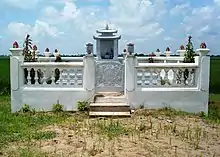 Tomb of Prime minister Lü Jia (Lữ Gia) and General Nguyễn Danh Lang