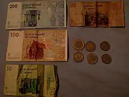 Coins and banknotes of the Moroccan dirham