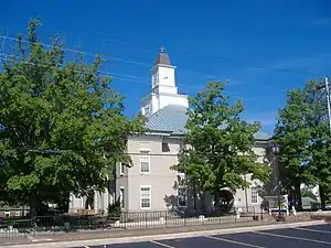 Logan County Courthouse in Russellville