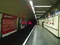 Northbound Great Northern (First Capital Connect) platform looking north. Note 16 ft (mainline) diameter tunnel ahead.