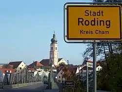 Roding and the bridge over Regen River