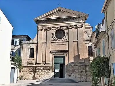 Rococo pilasters on the facade of the Église Saint-Jacques de Tarascon, Tarascon, France, by Jean-Baptiste Franque and Antoine Damour, 2nd half of the 18th century