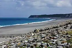 The shoreline in Xincheng Township