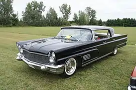 1960 Lincoln Continental Mark V hardtop sedan