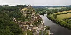 Beynac and its château by the river Dordogne