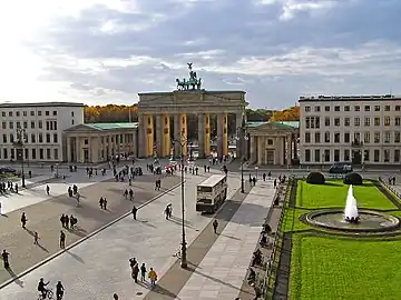 With the Pariser Platz in 2005, following restoration and pedestrianization