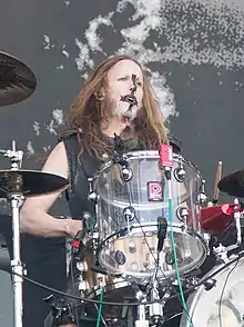 Fish performing with Rob Zombie in 2014