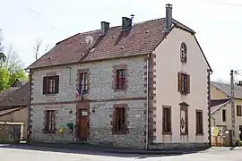 The town hall in Longevelle