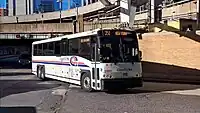 21201 Rockland Coaches on the 351