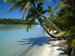 Tapuaetai (One Foot Island) on the southern part of Aitutaki