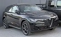 Front view (Stelvio Q4)