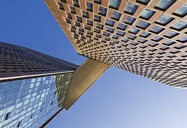 View from below, skybridge of The American Copper Buildings, 2018