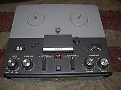 Ampex Model 1250 tube stereo tape recorder c. 1962 – designed for the high end consumer market