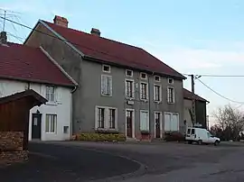 The town hall in Argillières