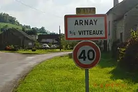 The road into Arnay-sous-Vitteaux