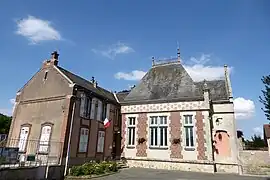 The town hall in Béville-le-Comte