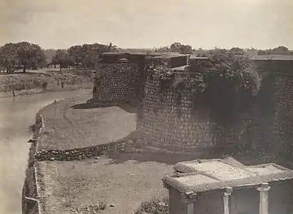 Bangalore Fort in 1860 showing fortifications and barracks